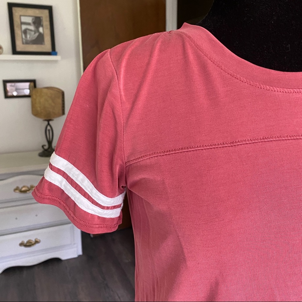 Burnt Red T-shirt by Pink Rose size small - Picture 5 of 10